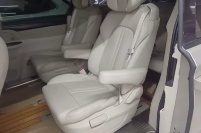 Buick GL8 2021, 74500 км, за 24889 USD - фото 25
