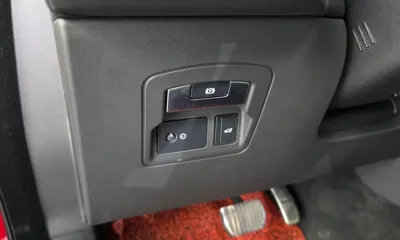 Land Rover Range Rover Velar 2019, 19052 км, за 47209.72 USD - фото 28