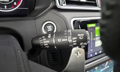 Land Rover Range Rover Velar 2019, 19052 км, за 47209.72 USD - фото 36