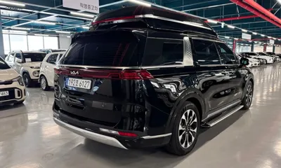 Kia Canival 2023, 46971 км, за 23598.64 USD