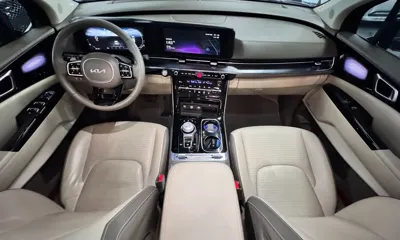 Kia Canival 2023, 46971 км, за 23598.64 USD