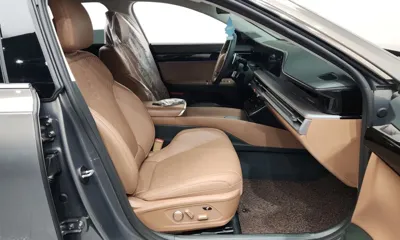 Hyundai Grandeur 2023, 43404 км, за 21814.15 USD - фото 26