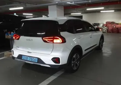 Kia Niro 2023, 116186 км, за 3229.62 USD - фото 6