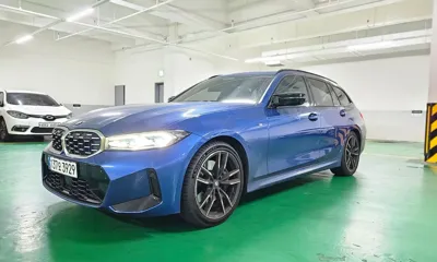 BMW 3-Series · 2023 год