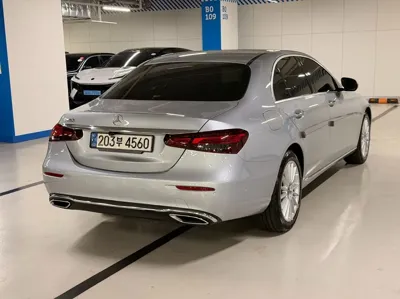 Mercedes-Benz E-Class 2021, 57313 км, за 21127.21 USD