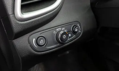 ChevroletGMDaewoo Trax 2017, 123591 км, за 3938.56 USD - фото 19