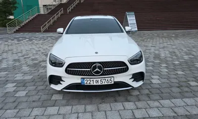 Mercedes-Benz E-Class 2021, 60118 км, за 25993.5 USD