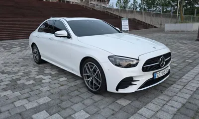 Mercedes-Benz E-Class 2021, 60118 км, за 25993.5 USD