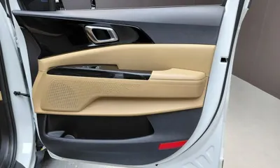 Kia Canival 2023, 62521 км, за 19036.37 USD - фото 25