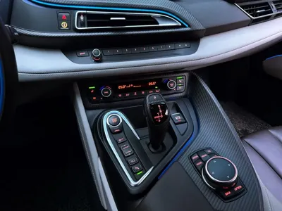 BMW i8 2016, 45400 км, за 46606.28 USD - фото 15