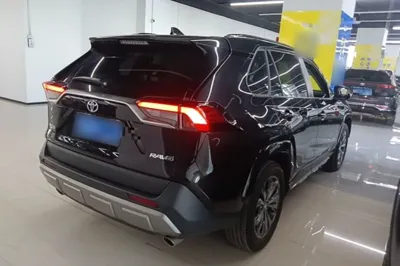 Toyota RAV4 2024, 11399 км, за 22009 USD - фото 6