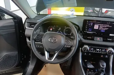 Toyota RAV4 2024, 11399 км, за 22009 USD - фото 13