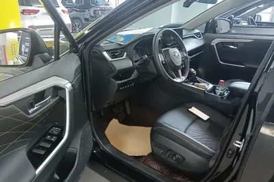 Toyota RAV4 2024, 11399 км, за 22009 USD - фото 18