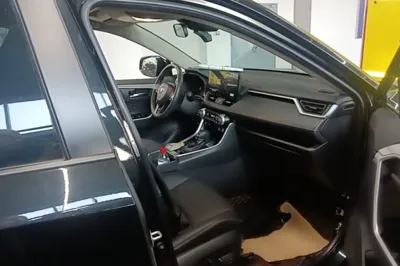 Toyota RAV4 2024, 11399 км, за 22009 USD - фото 19