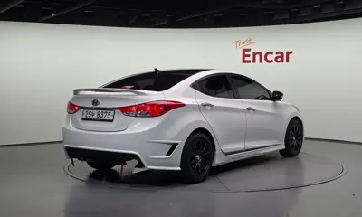 Hyundai Avante 2011, 73775 км, за 2364.69 USD