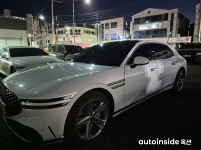 Genesis G90 · 2022 год