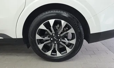 Kia Canival 2023, 75238 км, за 16404.1 USD