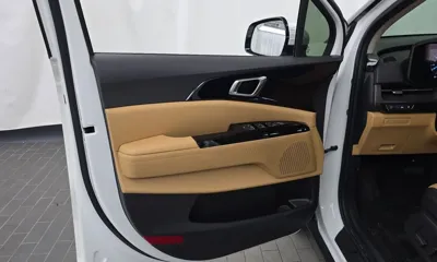 Kia Canival 2023, 75238 км, за 16404.1 USD - фото 24