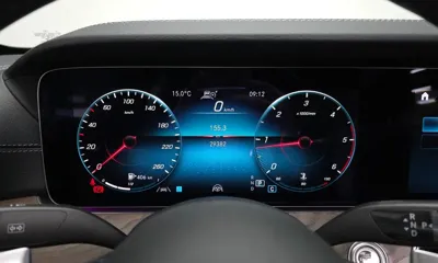 Mercedes-Benz E-Class 2022, 29382 км, за 27615.87 USD - фото 8
