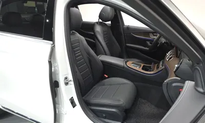Mercedes-Benz E-Class 2022, 29382 км, за 27615.87 USD - фото 10