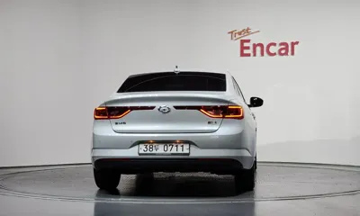 Renault-KoreaSamsung SM6 2016, 246662 км, за 2598.16 USD