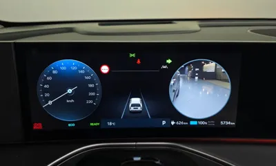 Hyundai Ioniq9 2025, 5734 км, за 48772.53 USD - фото 8