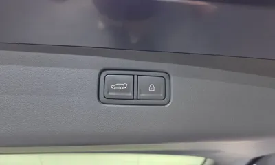 Hyundai Ioniq9 2025, 5734 км, за 48772.53 USD - фото 39