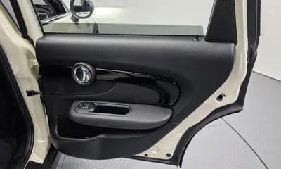 MINI Clubman 2021, 44226 км, за 13904.96 USD - фото 24