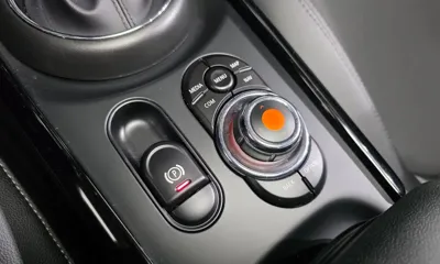 MINI Clubman 2021, 44226 км, за 13904.96 USD - фото 27