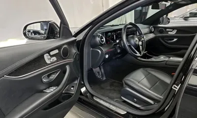 Mercedes-Benz E-Class 2023, 53561 км, за 25528.42 USD - фото 10