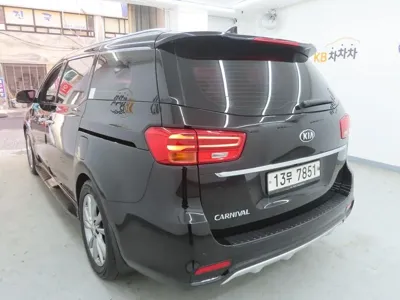 Kia Canival 2019, 57445 км, за 12361.19 USD