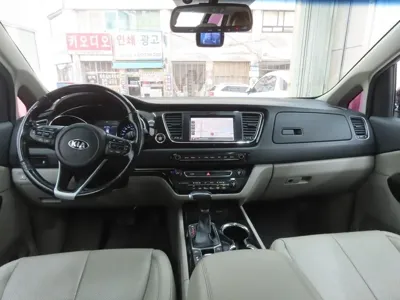 Kia Canival 2019, 57445 км, за 12361.19 USD - фото 7