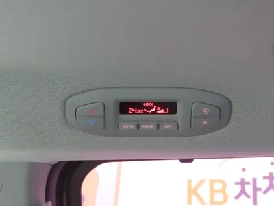 Kia Canival 2019, 57445 км, за 12361.19 USD - фото 15
