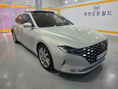 Hyundai Grandeur 2021, 174383 км, за 13551.04 USD