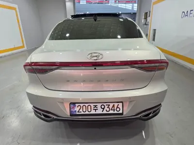 Hyundai Grandeur 2021, 174383 км, за 13551.04 USD