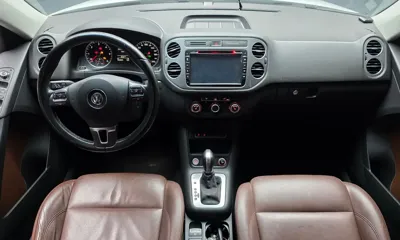 Volkswagen Tiguan 2015, 165833 км, за 3872.92 USD - фото 7