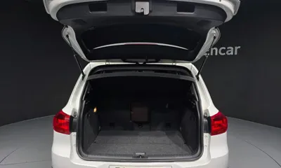 Volkswagen Tiguan 2015, 165833 км, за 3872.92 USD - фото 20