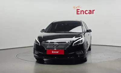 Hyundai Sonata 2015, 163814 км, за 4726.27 USD
