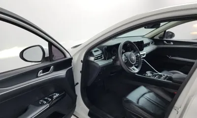 Kia K5 2021, 146738 км, за 9044.73 USD - фото 10