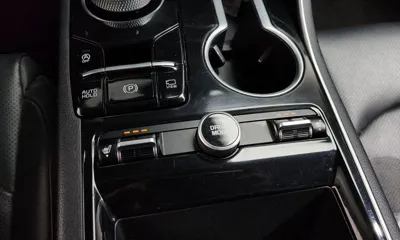 Kia K5 2021, 146738 км, за 9044.73 USD - фото 19