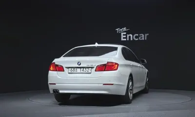 BMW 5-Series 2012, 201145 км, за 3371.23 USD
