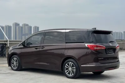 Buick GL8 2018, 145900 км, за 17322 USD - фото 16