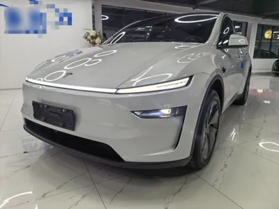 Tesla Model Y · 2026 год