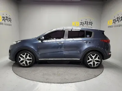 Kia Sportage 2018, 59835 км, за 10174.61 USD
