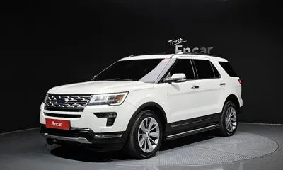 Ford Explorer · 2018 год
