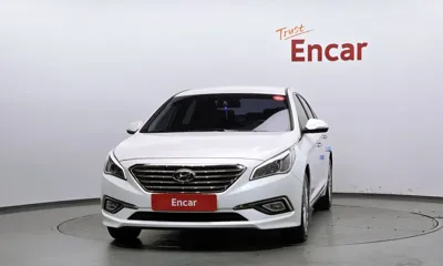 Hyundai Sonata 2015, 57156 км, за 6695.7 USD