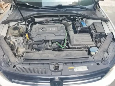 Volkswagen Lamando 2015, 91800 км, за 5931.73 USD - фото 11
