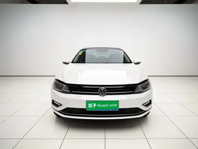 Volkswagen Lamando 2015, 91800 км, за 5931.73 USD - фото 24