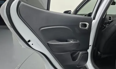 Hyundai Venue 2020, 43954 км, за 9751.02 USD - фото 25