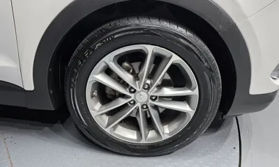 Hyundai Santafe 2016, 131653 км, за 7089.41 USD